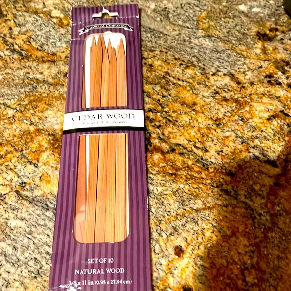 Cedar wood grilling skewers